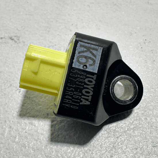 2018 - 2024 TOYOTA CAMRY REAR LEFT OR RIGHT IMPACT CRASH SENSOR OEM 1 PCS