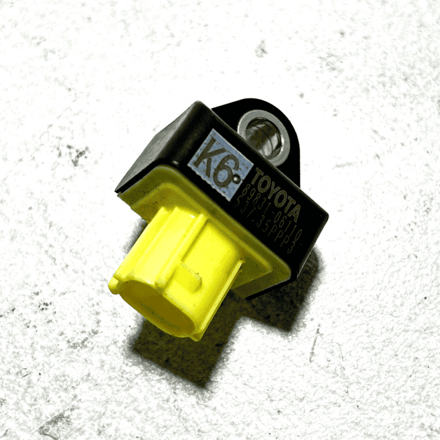 2018-2022 TOYOTA CAMRY REAR CENTER LEFT OR RIGHT SIDE IMPACT CRASH SENSOR OEM