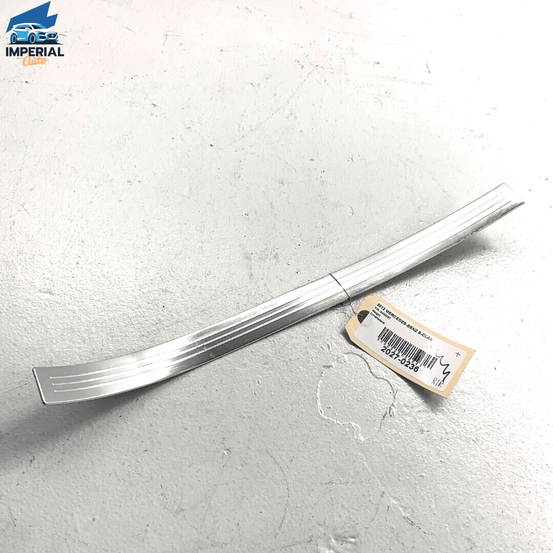 2007-2013 Mercedes S550 S600 Rear Passenger Door Outer Sill Scuff Plate Tri