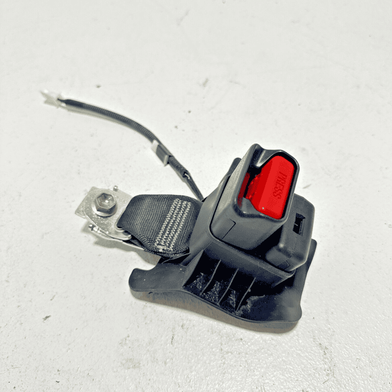 TOYOTA CAMRY 2018-2024 REAR RIGHT PASSENGER SIDE SEATBELT SEAT BELT BUCKLE OEM