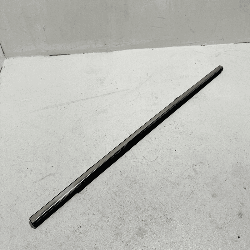 HONDA PILOT 2016-2022 FRONT LEFT DRIVER SIDE DOOR WINDOW BELT MOLDING OEM