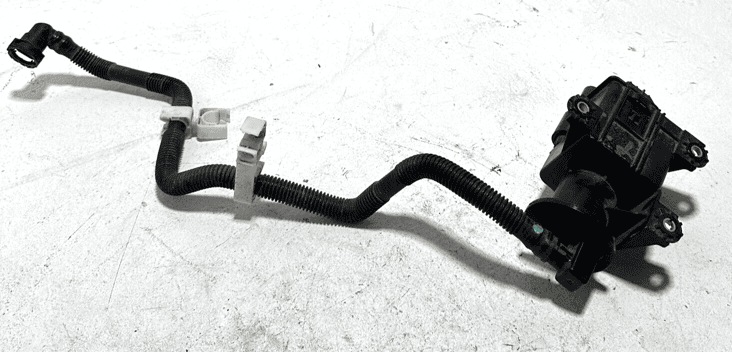 2018-2024 TOYOTA CAMRY XSE FUEL VAPOR CANISTER & LEAK DETECTION PUMP OEM