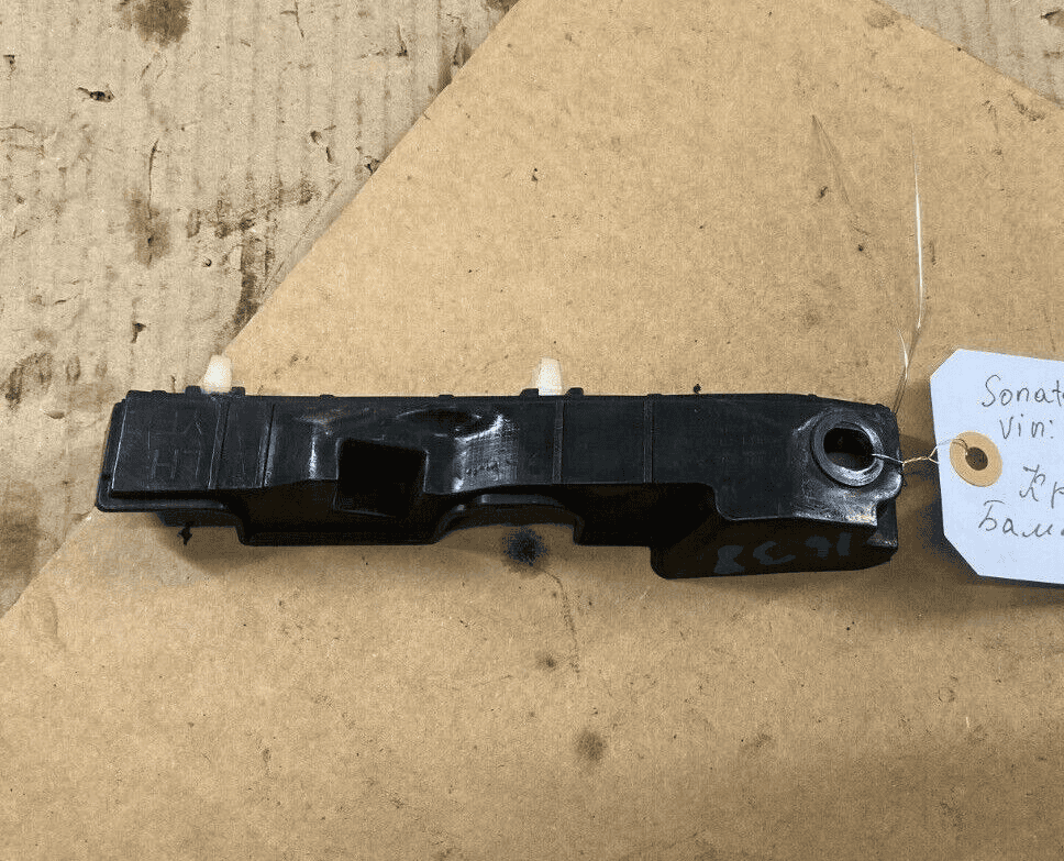Genuine Front Bumper LEFT Side Mounting Bracket HYUNDAI 11-15 Sonata 865133