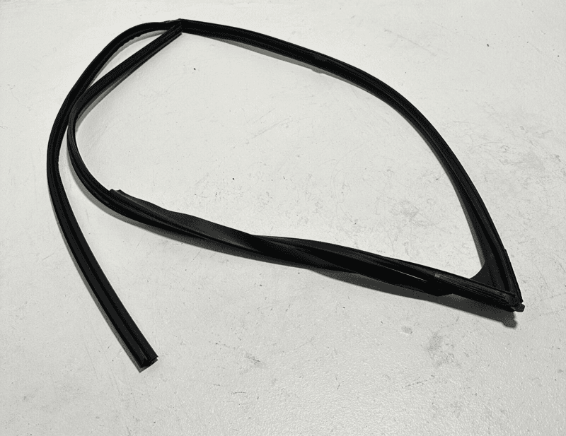 16-22 Honda Pilot EX-L Door Window Glass Run Channel Seal Front Left Driver OEM