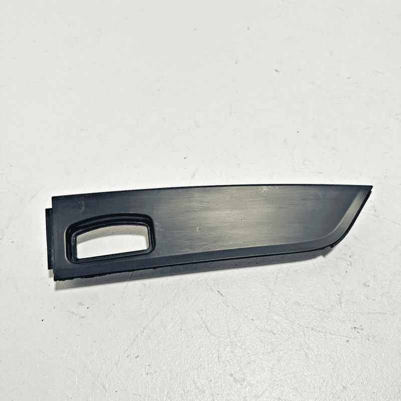 HONDA PILOT REAR PASSENGER SIDE LICENSE LIGHT LAMP MOLDING COVER 2016 - 2022 OEM