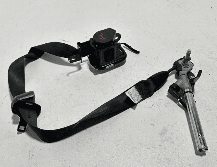 2016-2022 Honda Pilot EX-L Front Left Driver Side Seat Belt Retractor OEM