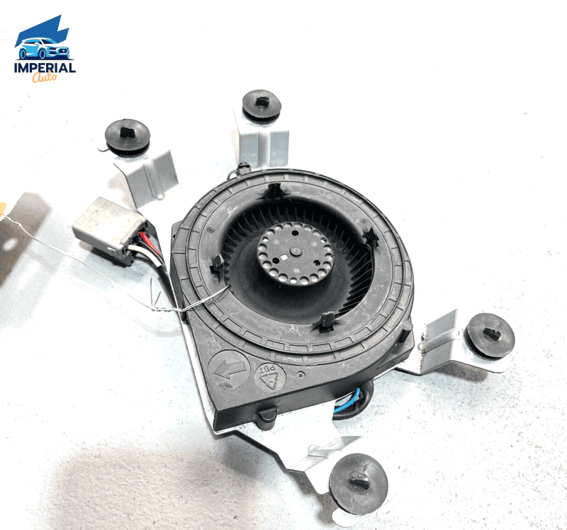 FRONT LEFT DRIVER SEAT FAN BLOWER MOTOR VENTILATION OEM 2015-2023 DODGE CHA