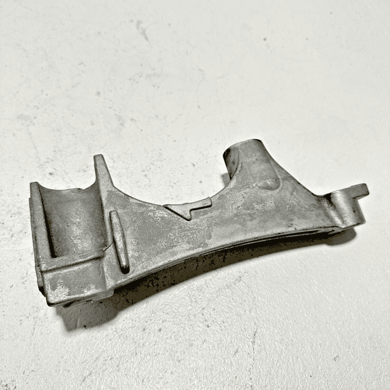 18-24 TOYOTA CAMRY 2.5L FWD FRONT RIGHT SIDE ENGINE FRAME MOUNT SUPPORT BRACKET