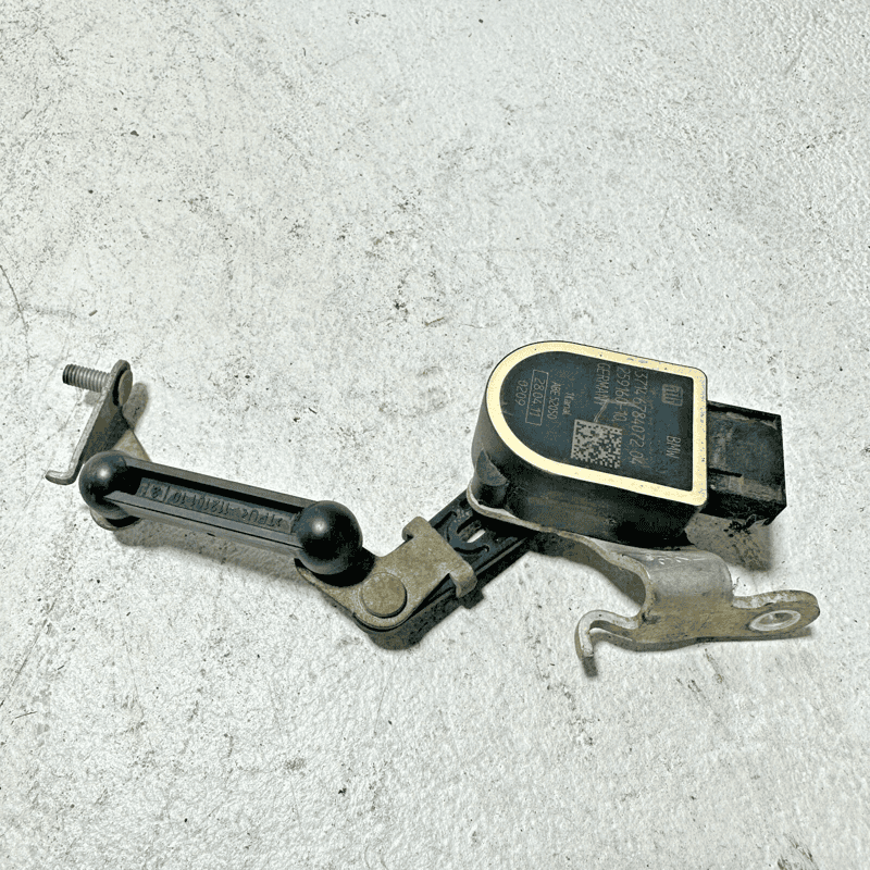 2011-2016 BMW 528i 535I FRONT PASSENGER SIDE HEADLIGHT HEIGHT LEVEL SENSOR OEM
