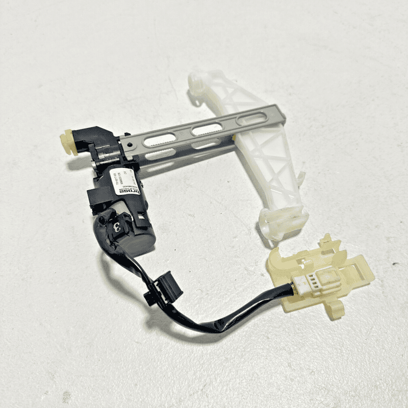 2011 - 2018 BMW 550I 535I FRONT LEFT DRIVER SEAT HEADREST ADJUSTER MOTOR OEM
