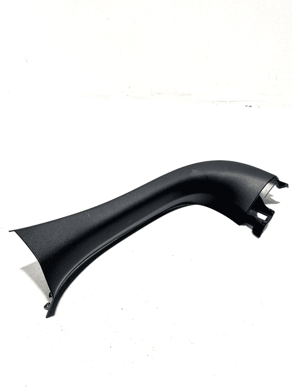 SUBARU IMPREZA 2024 TAILGATE LIFTGATE PASSENGER SIDE UPPER TRIM COVER PANEL OEM