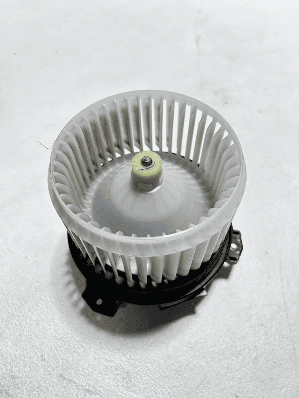 DEFECT! 2024 SUBARU IMPREZA HVAC A/C AIR CONDITION HEATER FAN BLOWER MOTOR OEM