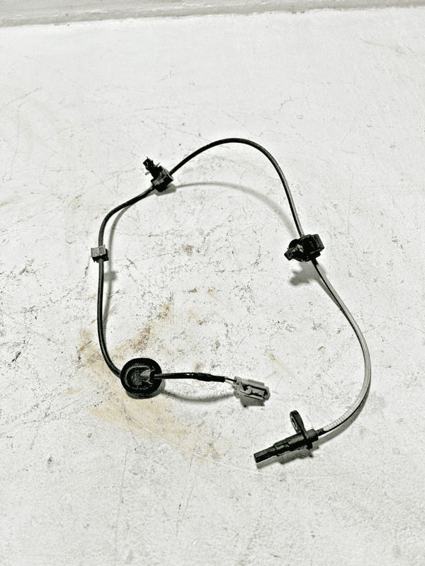 2024 SUBARU IMPREZA FRONT RIGHT PASSENGER SIDE WHEEL SPEED ABS SENSOR OEM 1PCS