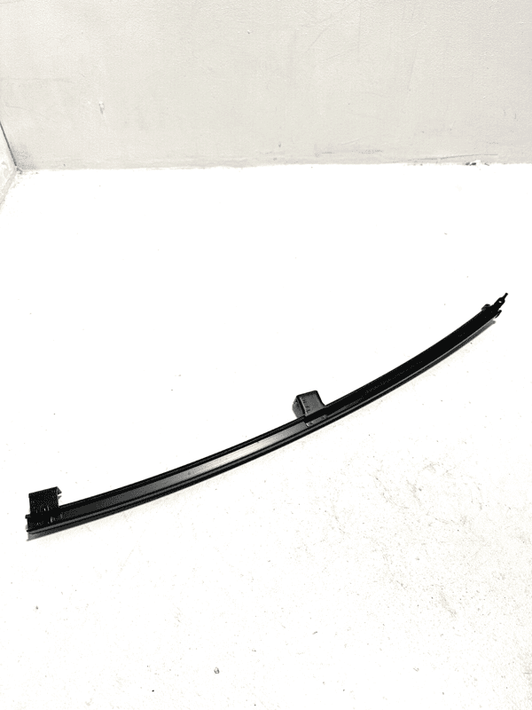 SUBARU IMPREZA RS 2024 REAR PASSENGER SIDE DOOR WINDOW GLASS GUIDE CHANNEL OEM