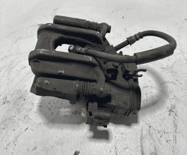 2012-2016 BMW 528xi REAR RIGHT PASSENGER SIDE BRAKE CALIPER ASSEMBLY OEM