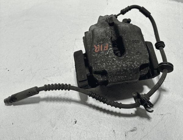 2012-2016 BMW 528XI FRONT RIGHT PASSENGER SIDE BRAKE CALIPER OEM
