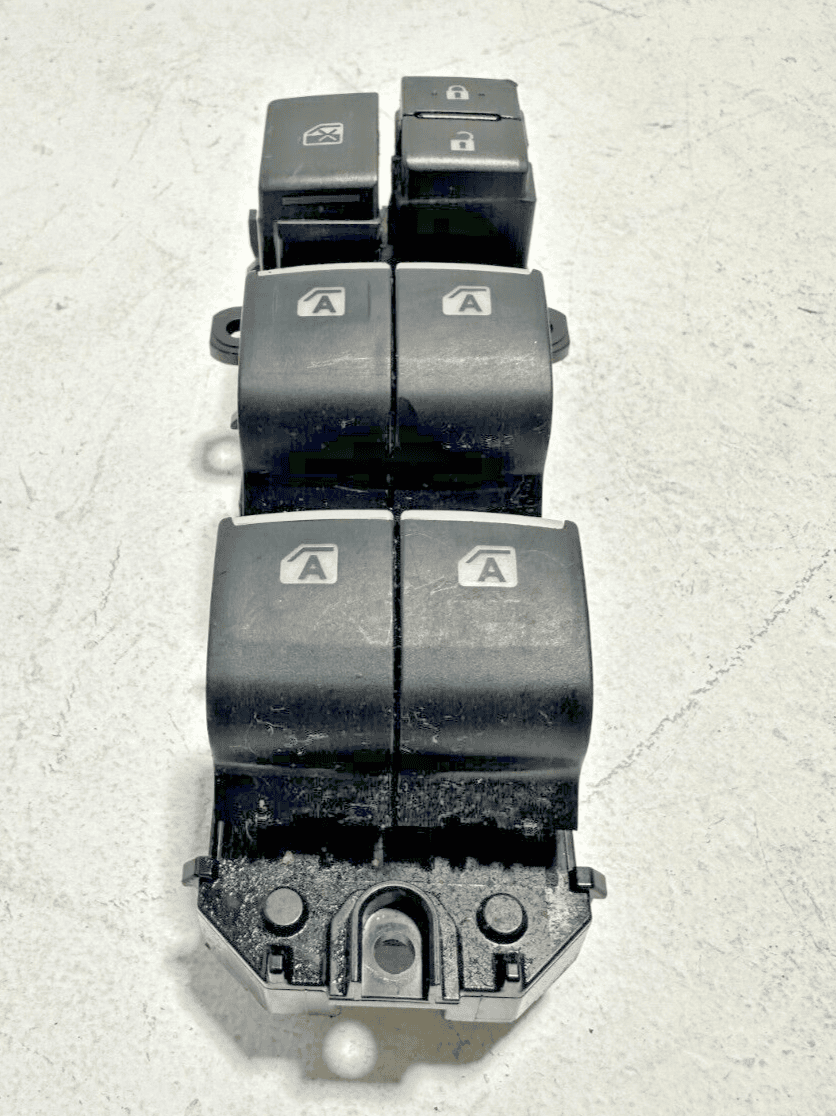TOYOTA CAMRY 2018 - 2021 FRONT LEFT DRIVER SIDE DOOR MASTER WINDOW SWITCH OEM