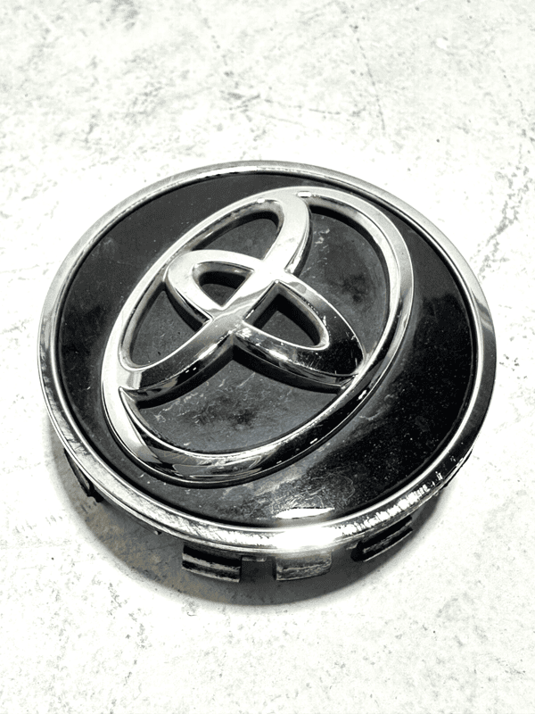 2015-2020 TOYOTA CAMRY WHEEL RIM CENTER CAP HUBCAP LOGO COVER OEM