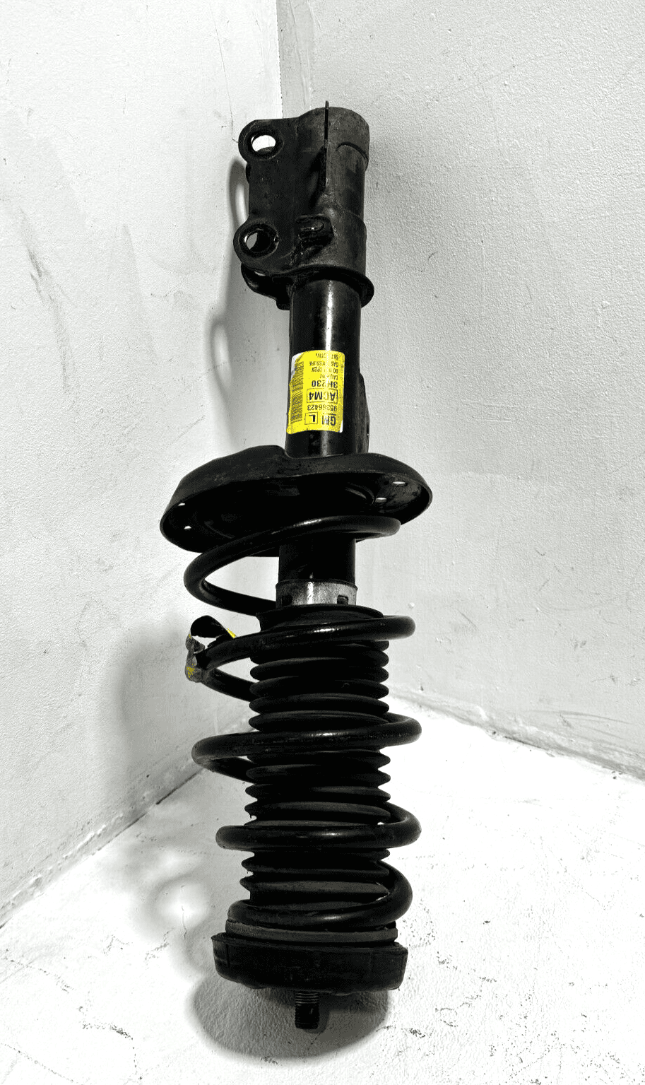 2014-2020 Chevrolet Sonic Front Left Driver Side Suspension Strut Assembly OEM
