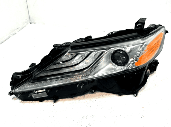 2018-2019 Toyota Camry Fully Integrated Led Headlamp Assembly Front Left OEM