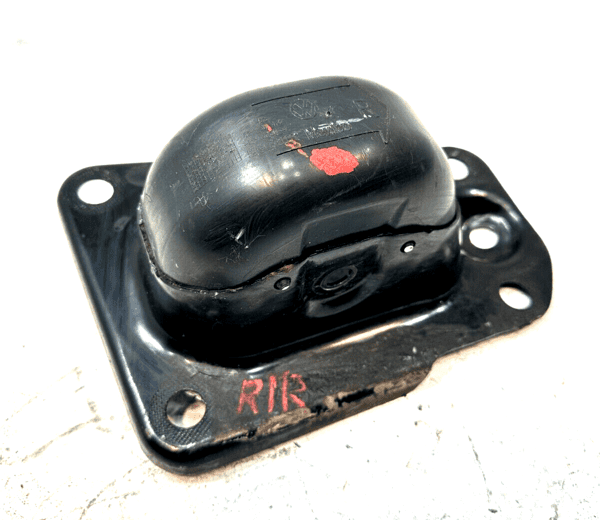 2018-2024 Volkswagen Atlas Rear Passenger Right Side Mount Bracket Cap OEM