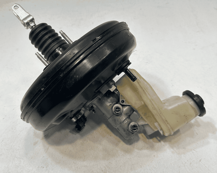 2018-19-20-21-22-23-2024 TOYOTA CAMRY XSE POWER BRAKE BOOSTER W/ RESERVOIR OEM