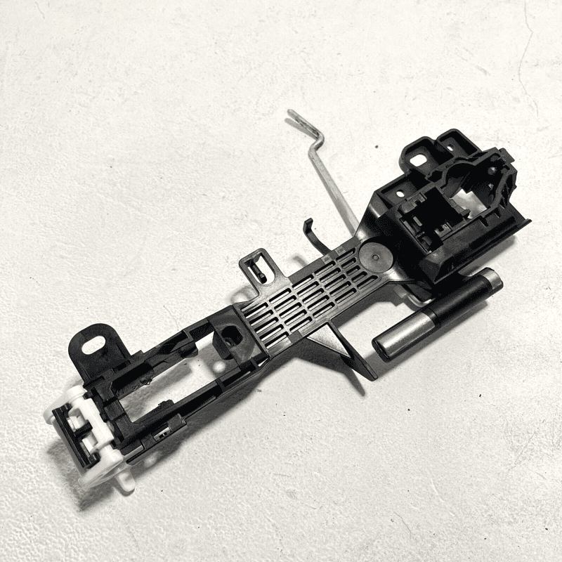 LEXUS NX300 2018-2021 FRONT RIGHT PASSENGER SIDE DOOR HANDLE BRACKET BASE OEM