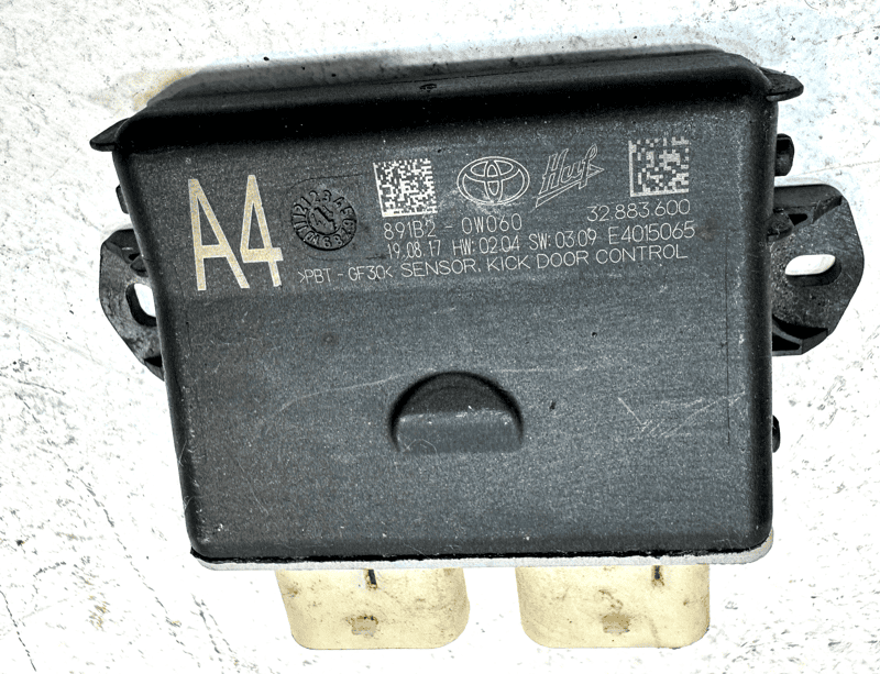 2018-2021 Lexus NX300 Sensor Auto Closer Door w/Power Back Door & Kick Open OEM