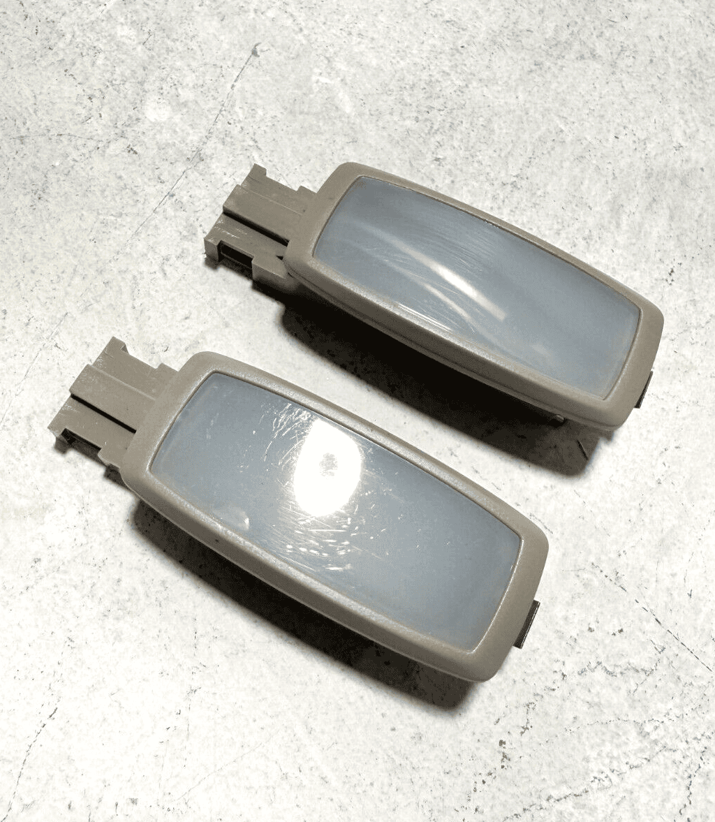 2021-2024 Volkswagen Atlas Front Left & Right Side Overhead Vanity Lamp OEM 2Pcs