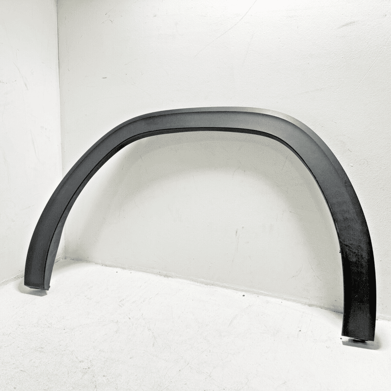 VOLKSWAGEN ATLAS VW REAR RIGHT PASSENGER WHEEL ARCH MOLDING 2021 - 2024 OEM