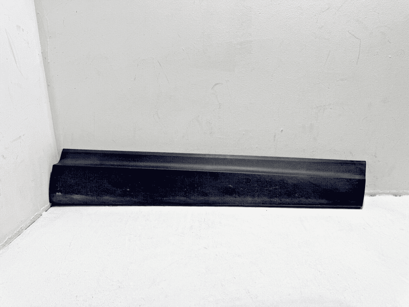 Honda Pilot Front Right Passenger Side Door Lower Garnish Molding OEM 2016-2022