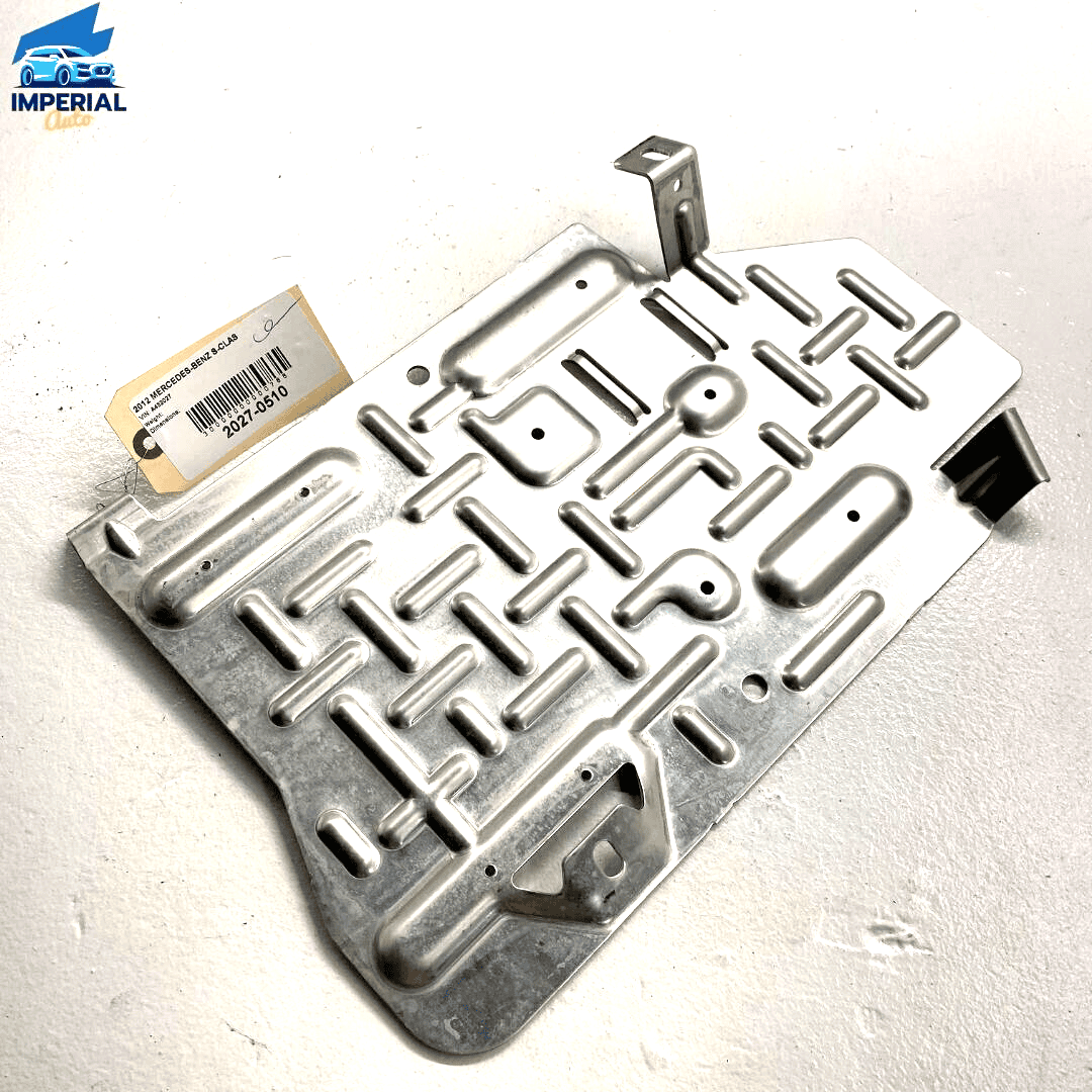2007-2013 Mercedes W221 S550 Front Right Side Footweel Stay Metal Plate OEM