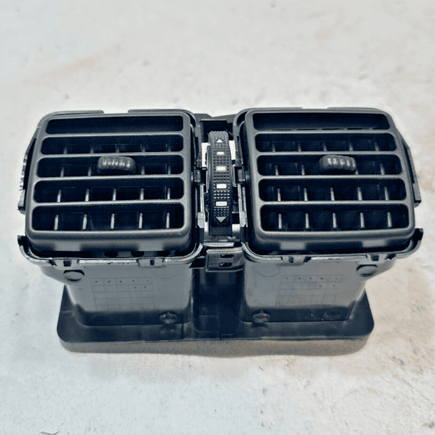 TOYOTA CAMRY CENTER CONSOLE REAR A/C HEATER AIR VENT GRILL TRIM OEM 2018-2024