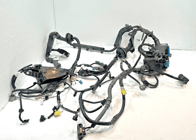 3.5L FWD Engine Room Wire Wiring Harness W/ Fuse Box Toyota Camry 2018-2019 OEM 3.5L FWD Engine Room Wire Wiring Harness W/ Fuse Box Toyota Camry 2018-2019 OEM