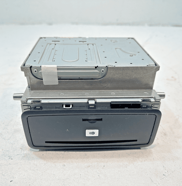 Radio Receiver CD Player Head Unit Mercedes W222 S550 2014-2017 OEM