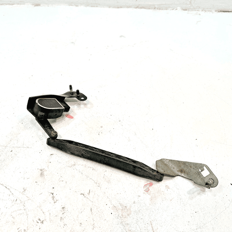 Rear Left Suspension Height Level Sensor Mercedes W222 S550 2014-2017 OEM