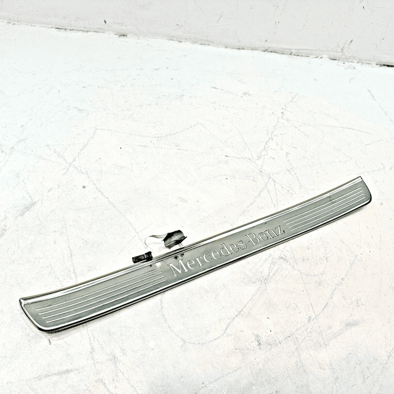 Front Passenger Door Sill Scuff Plate Trim Mercedes W222 S550 2014-2017 OEM