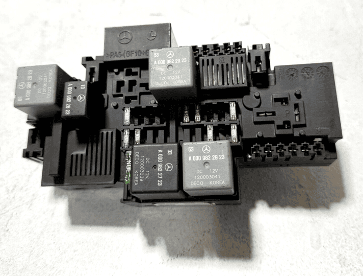 2014-2017 Mercedes-Benz S 550 Lower Main Relay & Fuses Block Box OEM