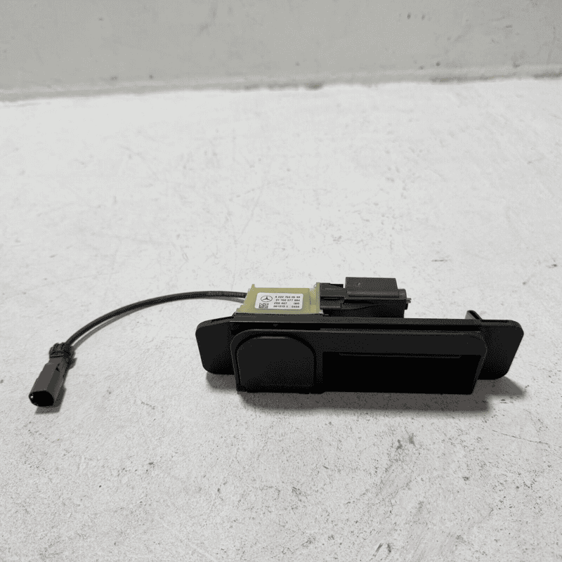 2014-2017 Mercedes-Benz S 550 Release Handle w/Rear Surround View Camera OEM