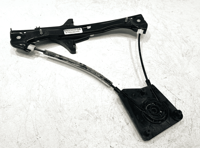 VOLKSWAGEN PASSAT SE 2012-2018 REAR LEFT SIDE DOOR WINDOW REGULATOR OEM