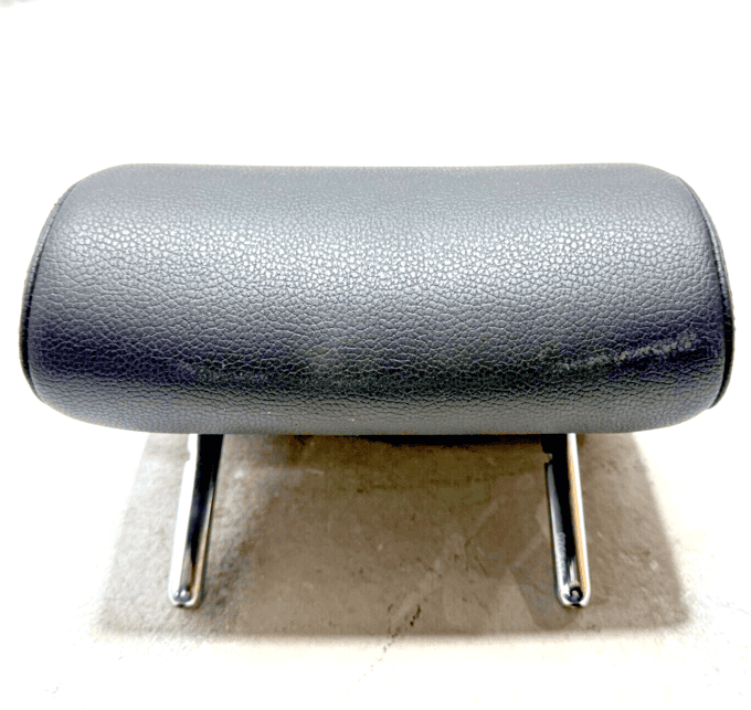 VOLKSWAGEN PASSAT 2016-2019 REAR SEAT CENTER HEAD REST HEADREST OEM