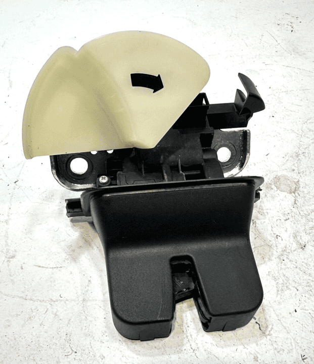 2018-2018 VOLKSWAGEN PASSAT LE TRUNK DECK LID LOCK LATCH ACTUATOR OEM