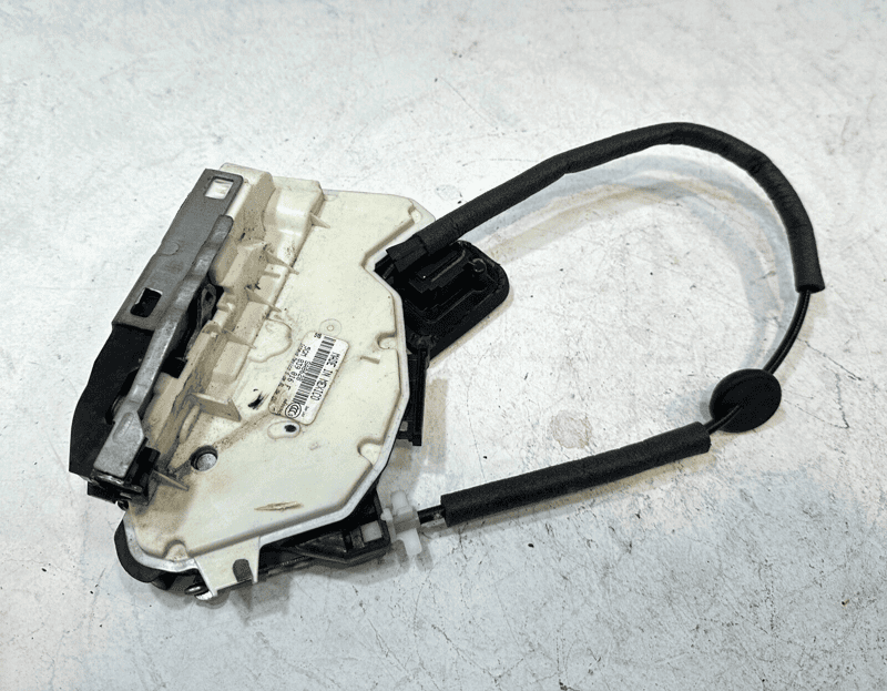 2017-2018 VOLKSWAGEN PASSAT SE REAR RIGHT SIDE DOOR LOCK LATCH ACTUATOR OEM