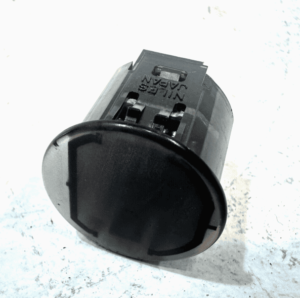 2014-2020 Infiniti Q50 Interior Dashboard Passenger Side Sunlight Sensor OEM