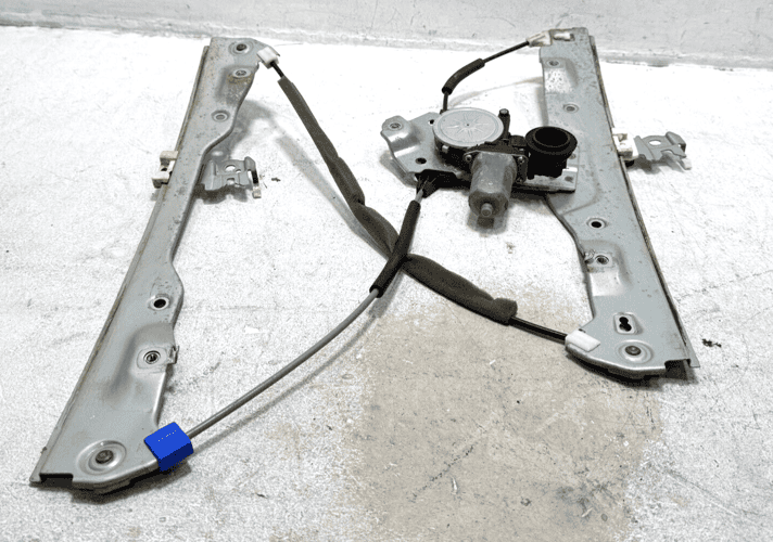 INFINITI Q50 2014-2020 FRONT RIGHT SIDE DOOR WINDOW REGULATOR W/ MOTOR OEM