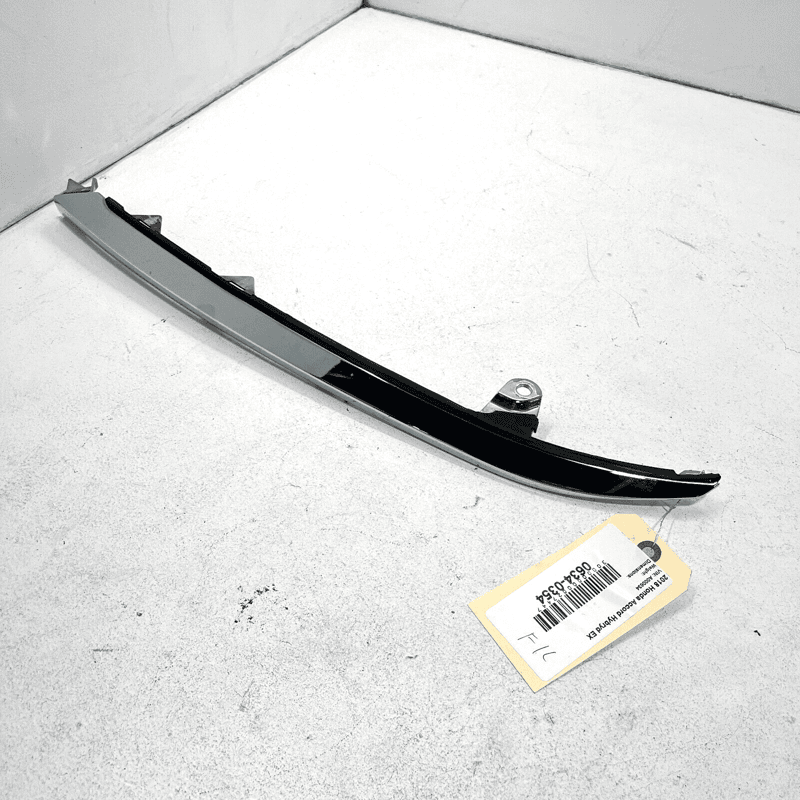 Front Left Side Grille Extension Molding Honda Accord 2018-2020 OEM