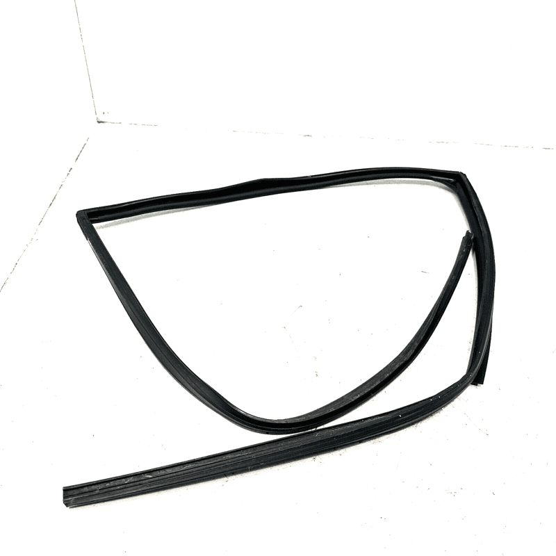 HONDA PILOT 16-22 REAR PASSENGER DOOR GLASS RUN CHANNEL WEATHERSTRIP SEAL OEM