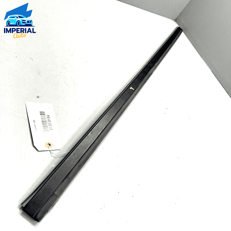 2018 - 2023 TOYOTA CAMRY XSE Left Driver Side Inner Sunroof Molding OEM
