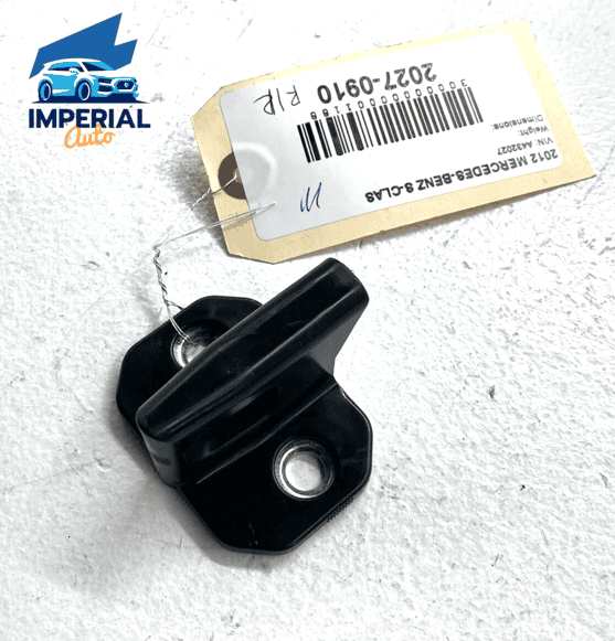 Mercedes W221 Front / Rear Door Lock Striker Latch Catch Plate 1PCS OEM 200