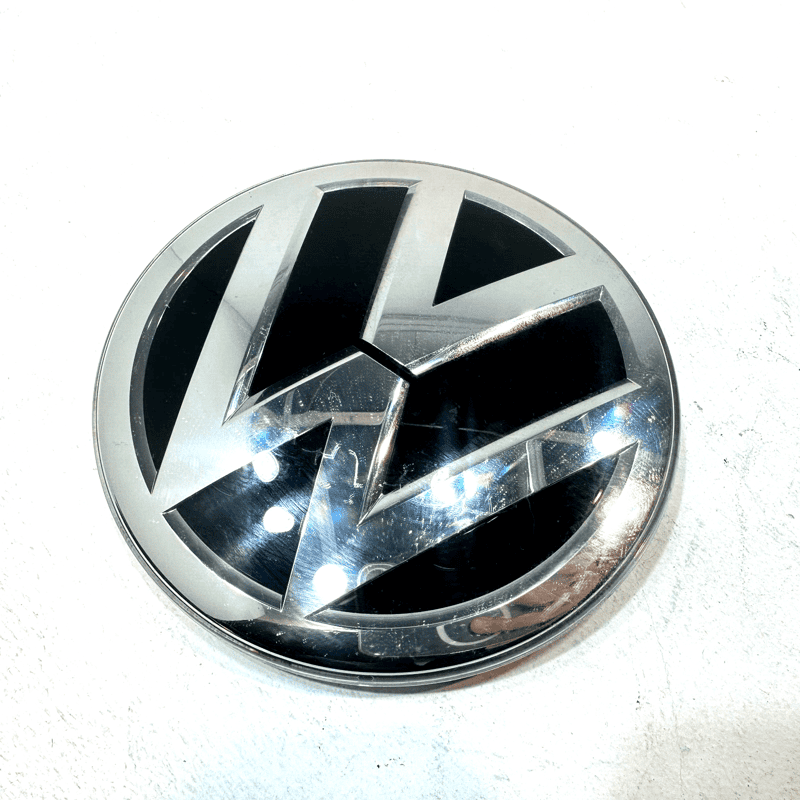 2018-2020 Volkswagen Atlas Front Bumper Grille Emblem OEM